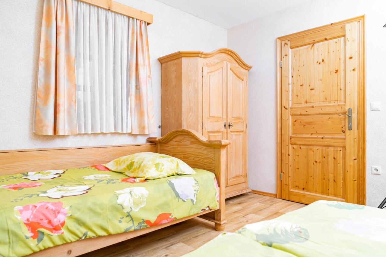 Guesthouse Mocivnik Okroglice Esterno foto
