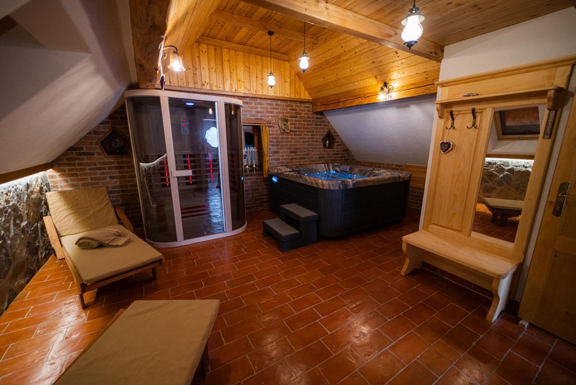 Guesthouse Mocivnik Okroglice Esterno foto
