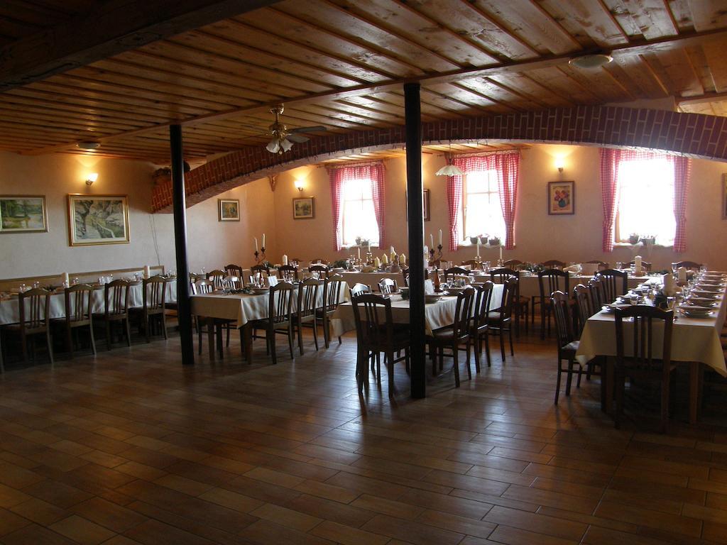 Guesthouse Mocivnik Okroglice Esterno foto